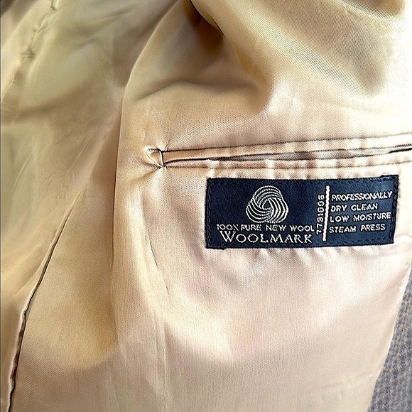 Men’s Oleg Cassini Brown Sport Coat Classic Fit Size 44L - Picture 5 of 5